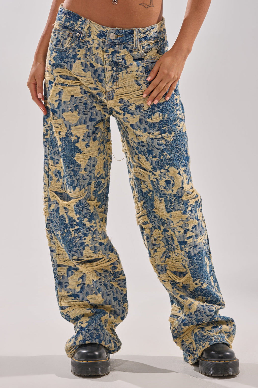 RENEWED DREAM TAPESTRY PANT